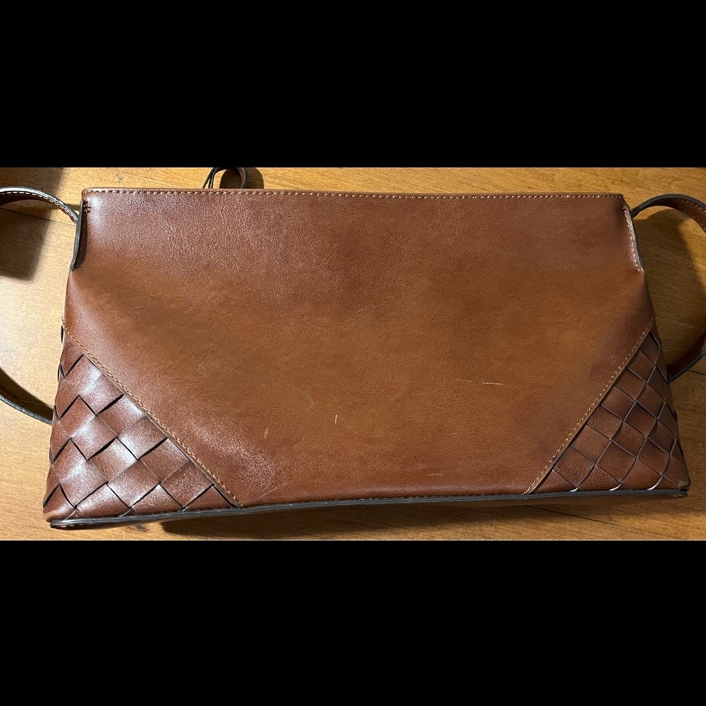 Classy Nine West brown leather purse 🌺